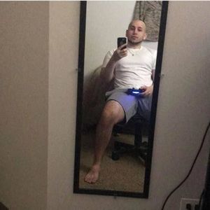 Meet your Posher, Mark